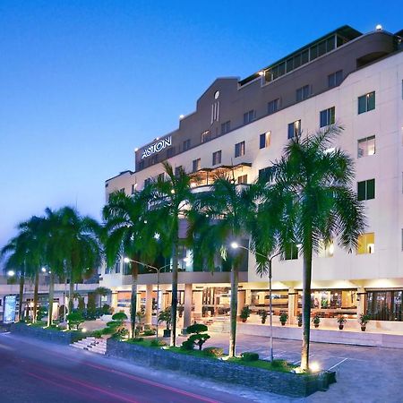 Aston Karimun City Hotel Tanjung Balai Karimun Exterior foto