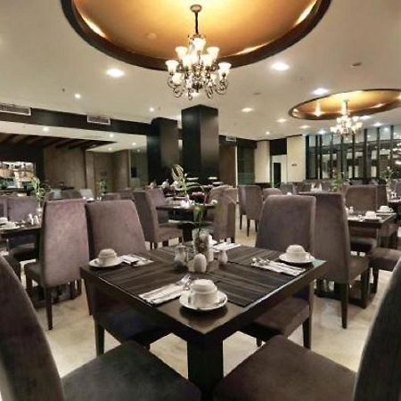 Aston Karimun City Hotel Tanjung Balai Karimun Exterior foto