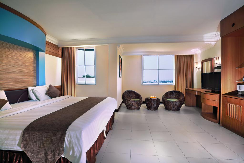 Aston Karimun City Hotel Tanjung Balai Karimun Exterior foto