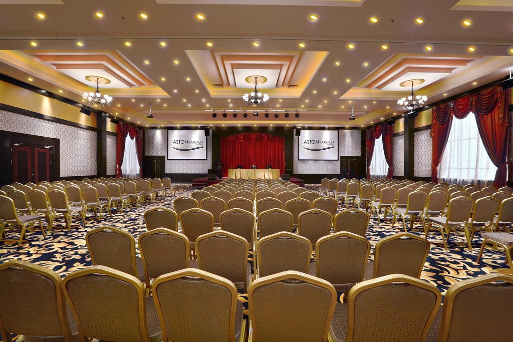 Aston Karimun City Hotel Tanjung Balai Karimun Exterior foto